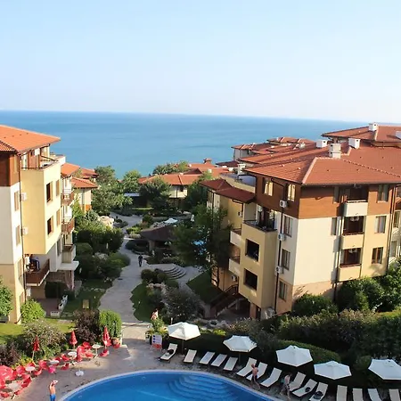 Apartamento 2-bedroom In Garden Of Eden