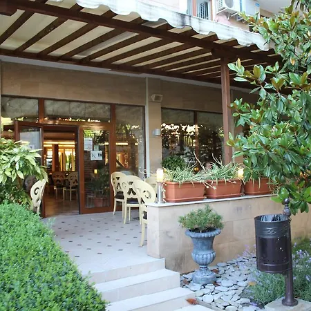 2-bedroom In Garden Of Eden Apartamento